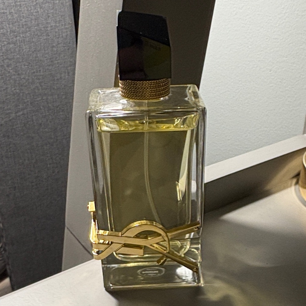Yves Saint Laurent Libre perfume